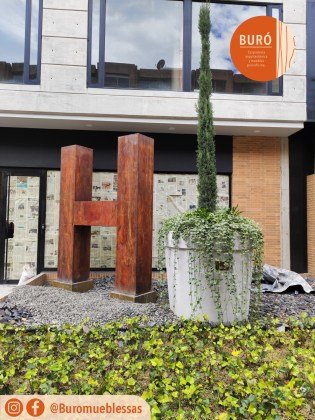 H en lamina hr oxidada natural 0.3.jpg